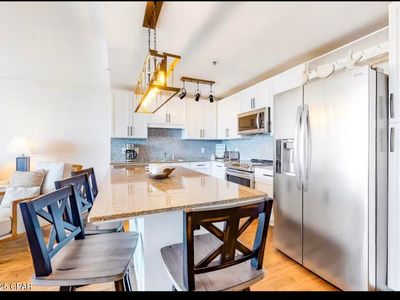 9860 S Thomas Dr UNIT 1213