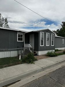 740 10th Ave N