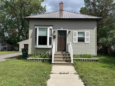 371 3RD AVENUE SOUTH