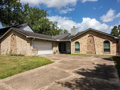 2503 Shady Bayou Ln