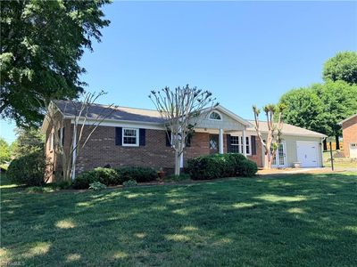 3216 Country View Rd