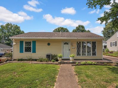 5116 Warren Dr