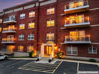 245 W Johnson St Unit 302