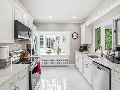 478 E Main St