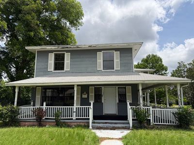 702 N 13th Ave