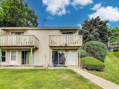 127 Forest Ave APT A