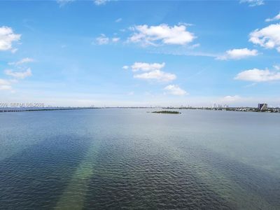 700 NE 24th St Unit 1101