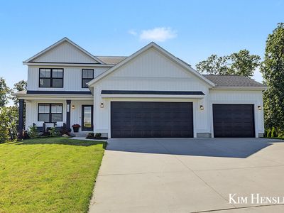 6343 Bentley Dr NE