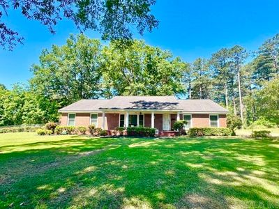Property at 594 Lakeside Ave, Camden, AR