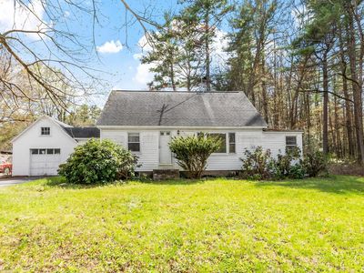 Property at 94 Amherst Road, Merrimack, NH