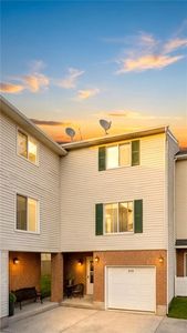 Property at 515 Ilyssa Way, Staten Island, NY