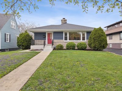 123 E Columbia Ave