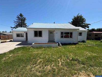Property at 840 SW Cherry St, Willamina, OR