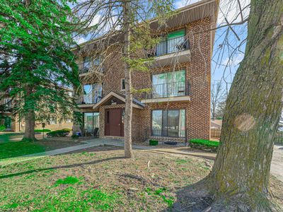 7533 Southwest Highway #1W