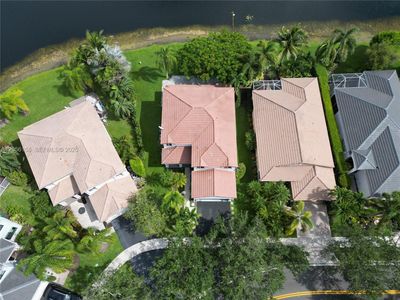 1216 Chinaberry Dr
