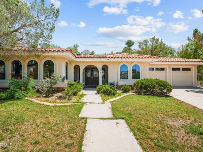 856 Hempstead Dr