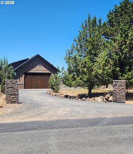 5144 SW Upper Canyon Rim Dr