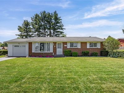 293 Sharon Dr