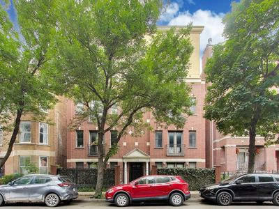 844 W Diversey Pkwy APT 3E