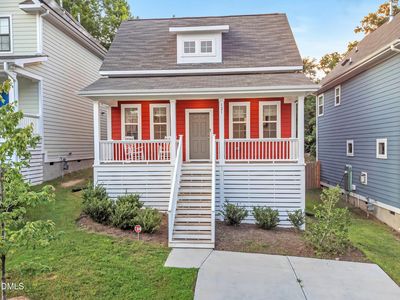 121 Dunstan Ave