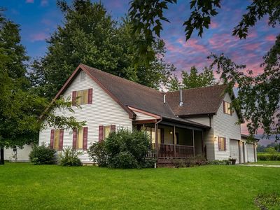 823 Country Club Rd