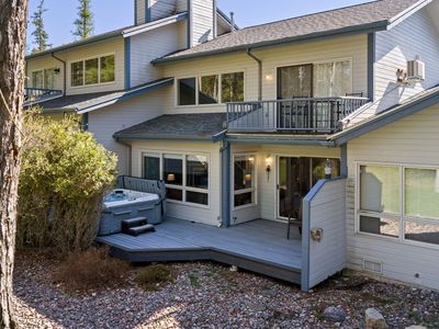 103 Spyglass Hill Way