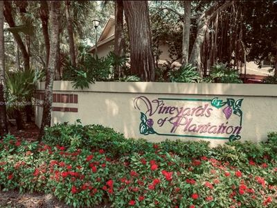 9093 Vineyard Lake Dr #1