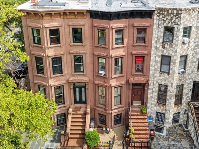 139 Saint Marks Avenue