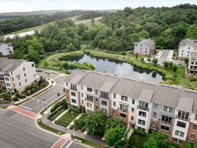 1318 Ribbon Limestone Ter SE