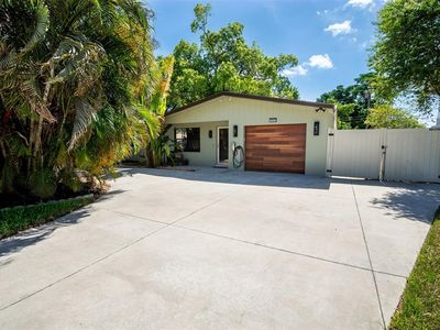 995 Emerson Dr