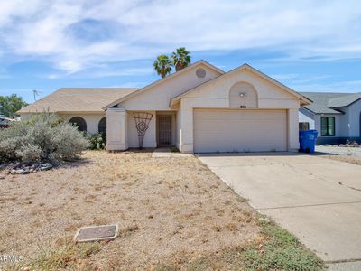 401 W ROSEMONTE Drive