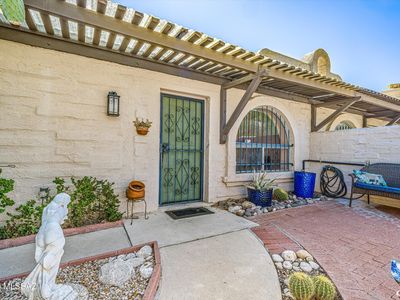 5239 N Tigua Dr