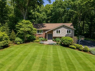 13 Aqueduct Rd