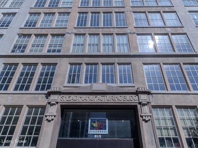 815 W Market St UNIT 807