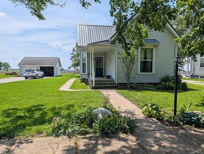 Property at 407 5th St, Ivesdale, IL