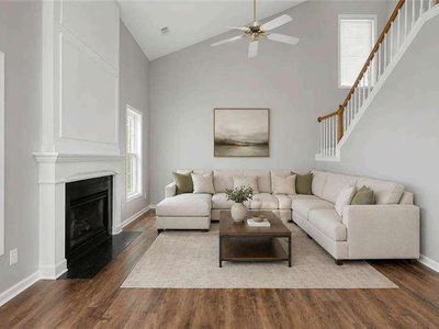 1208 Everwood Dr SW