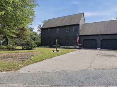 Property at 6 Laurel Rd, Blackstone, MA