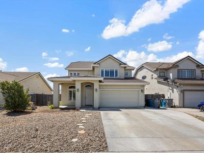 935 Sierra Oaks Drive