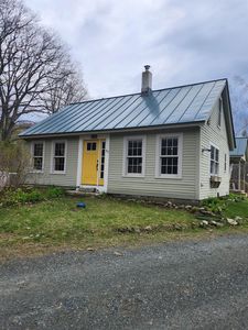 27 Bear Pond Road