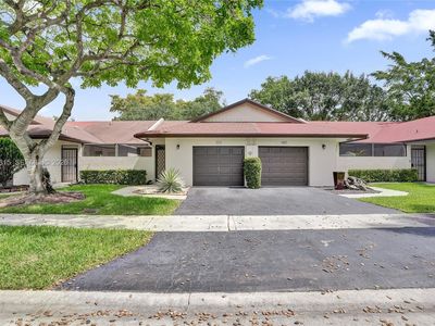 9011 NW 61st St