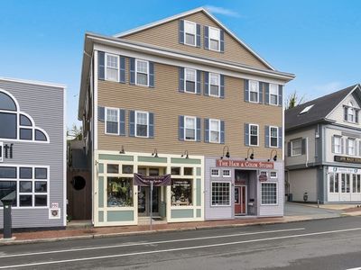 274 Main St APT 4