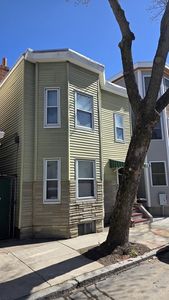 74 Wordsworth St