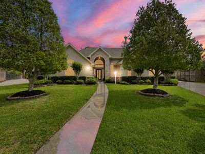 3902 Belvoir Park Dr