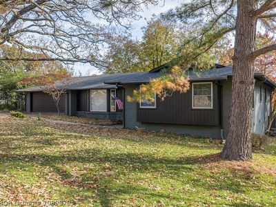 1226 N 58th Ter