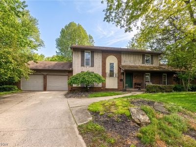 1805 Heritage Cir