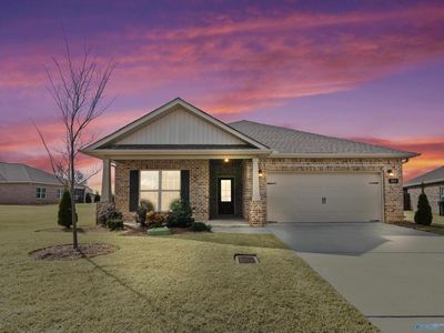 204 Joan Cir