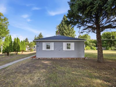 109 2nd Ave SW