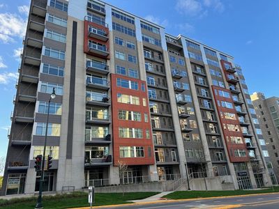 309 W Washington Avenue #212