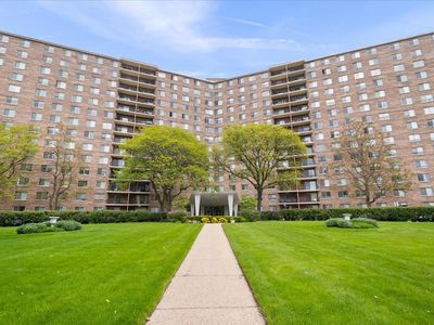 7141 N Kedzie Ave APT 601