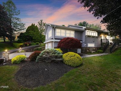 3241 Lake Ariel Hwy